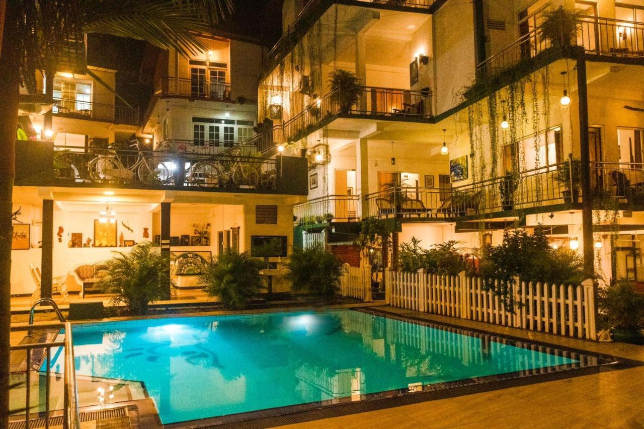 Kandy Riverside Villa 외부 사진